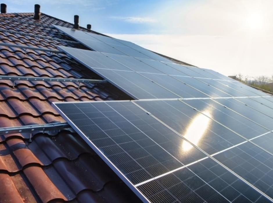Solar & Battery Storage
